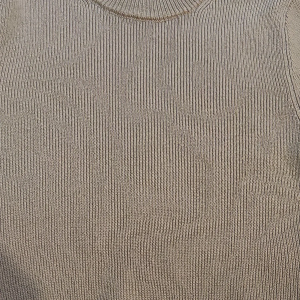 Zara Ribbed Knit Top in Taupe - Picture 4 of 5